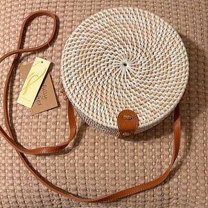 Chic Woven Crossbody Bag